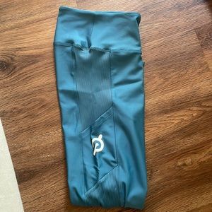 Peloton Show Up Pocket Legging Blue size XL